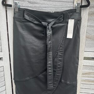 White House Black Market Faux Leather Wrap Skirt Black Belted Size 00 NWT